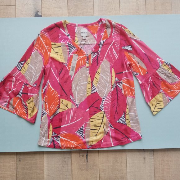 Nic and Zoe Linen/Modal Feather Leaves Top XS - Picture 1 of 8